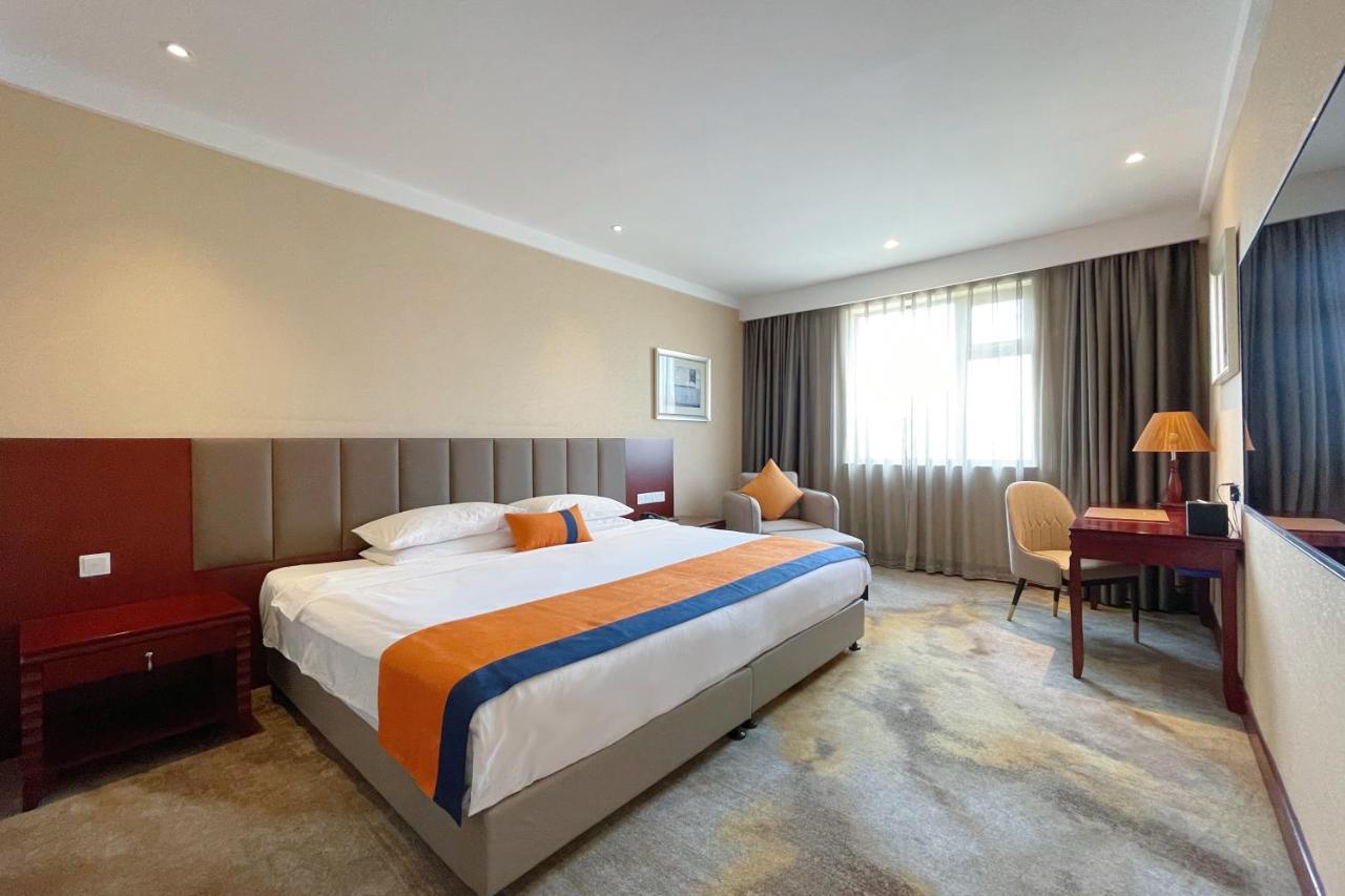 Wuhan Hongguang Hotel Εξωτερικό φωτογραφία