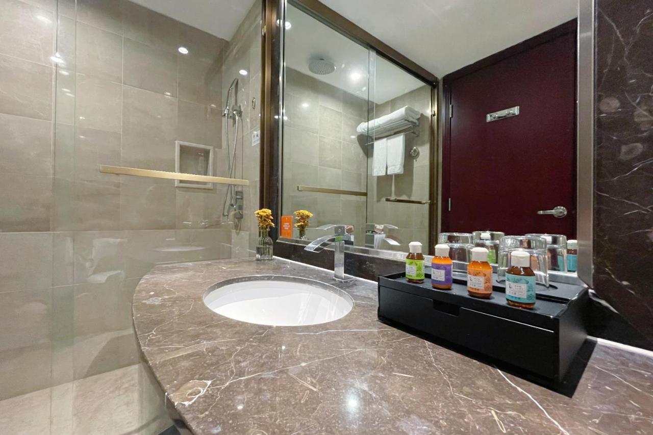 Wuhan Hongguang Hotel Εξωτερικό φωτογραφία