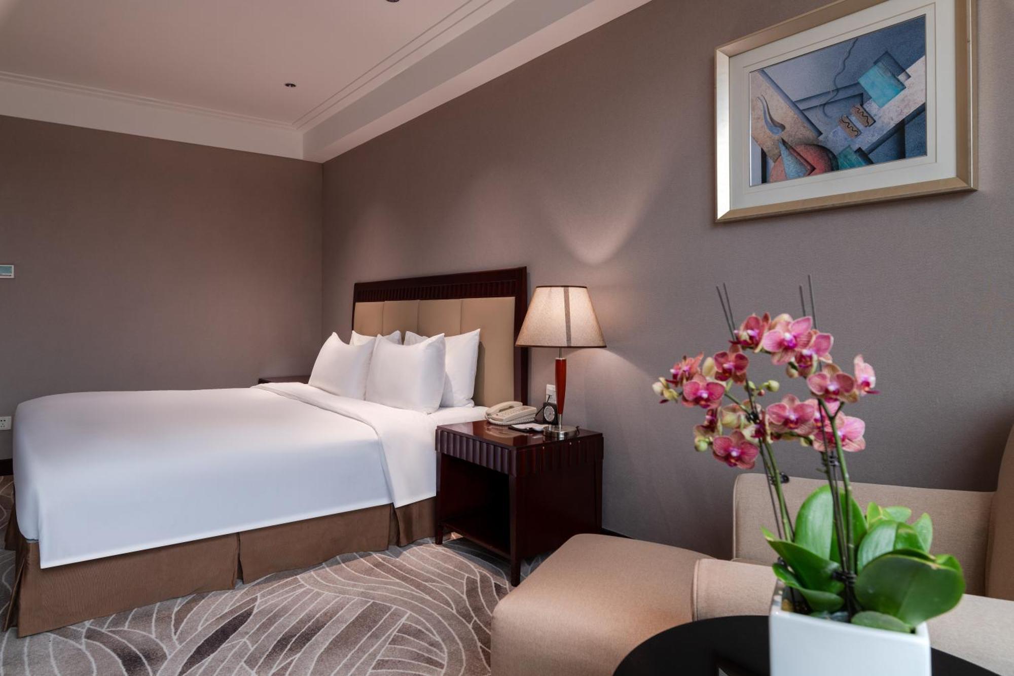 Wuhan Hongguang Hotel Εξωτερικό φωτογραφία